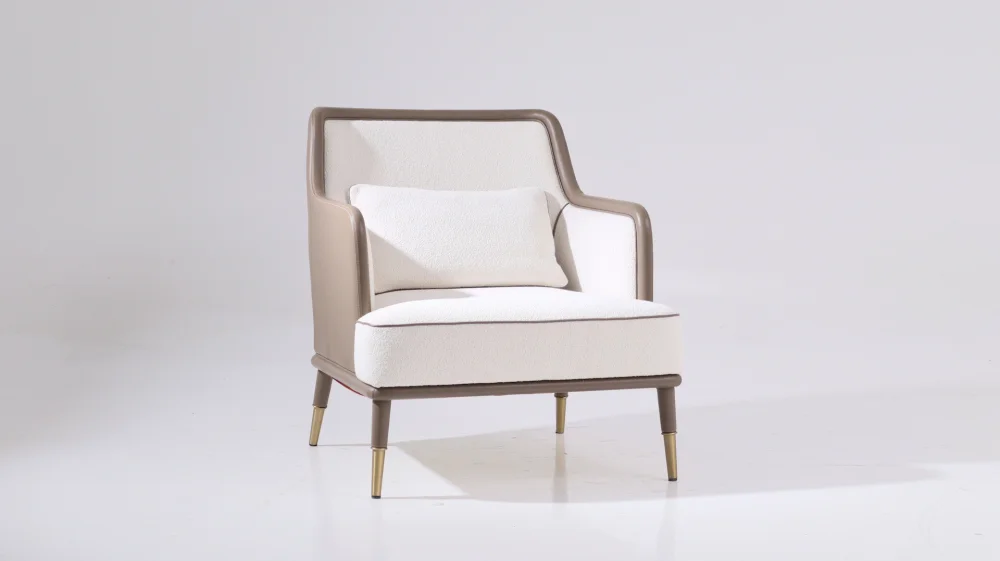 Balmoral Armchair – Amy Living