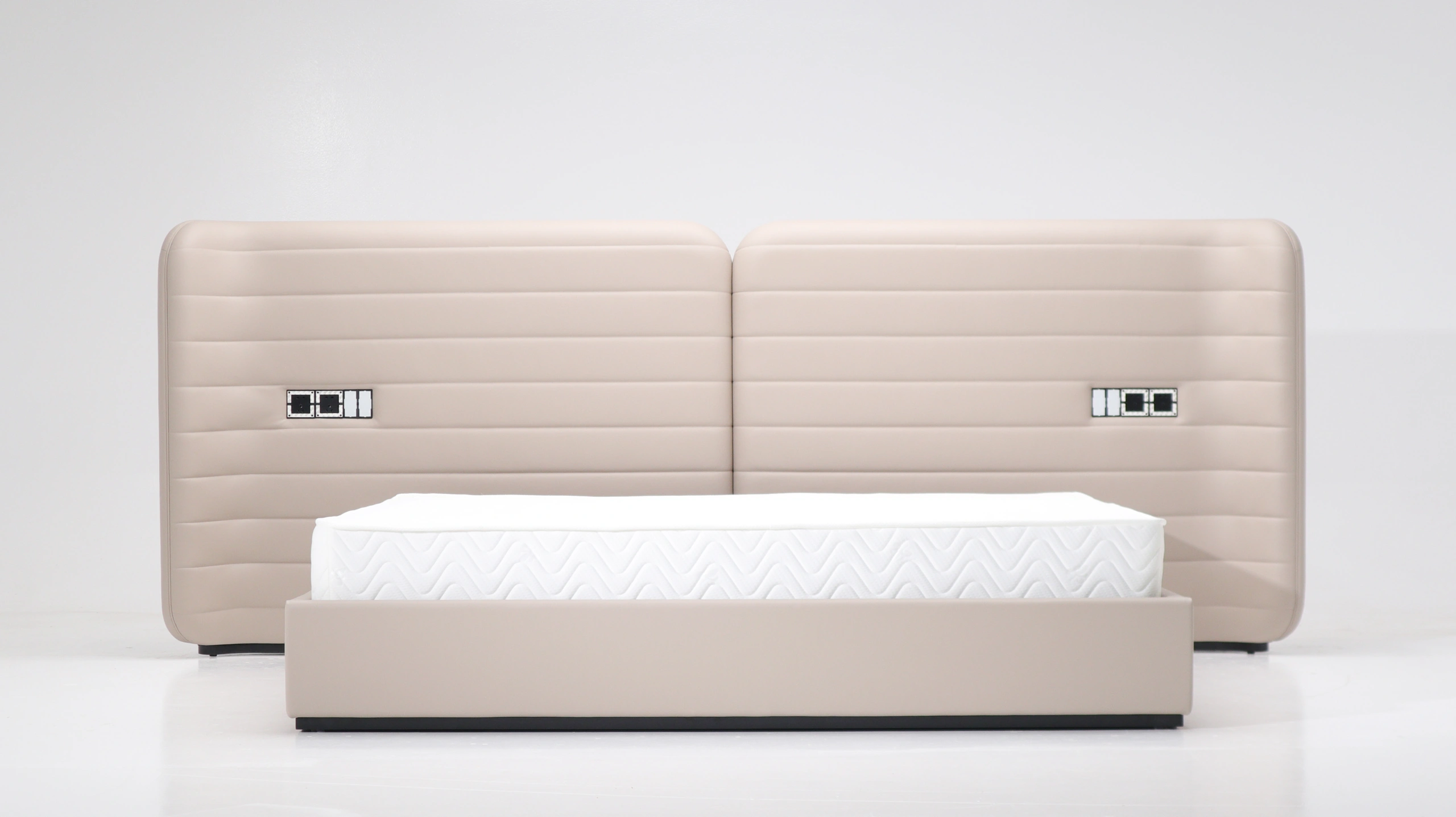 CUSTOMIZED BED