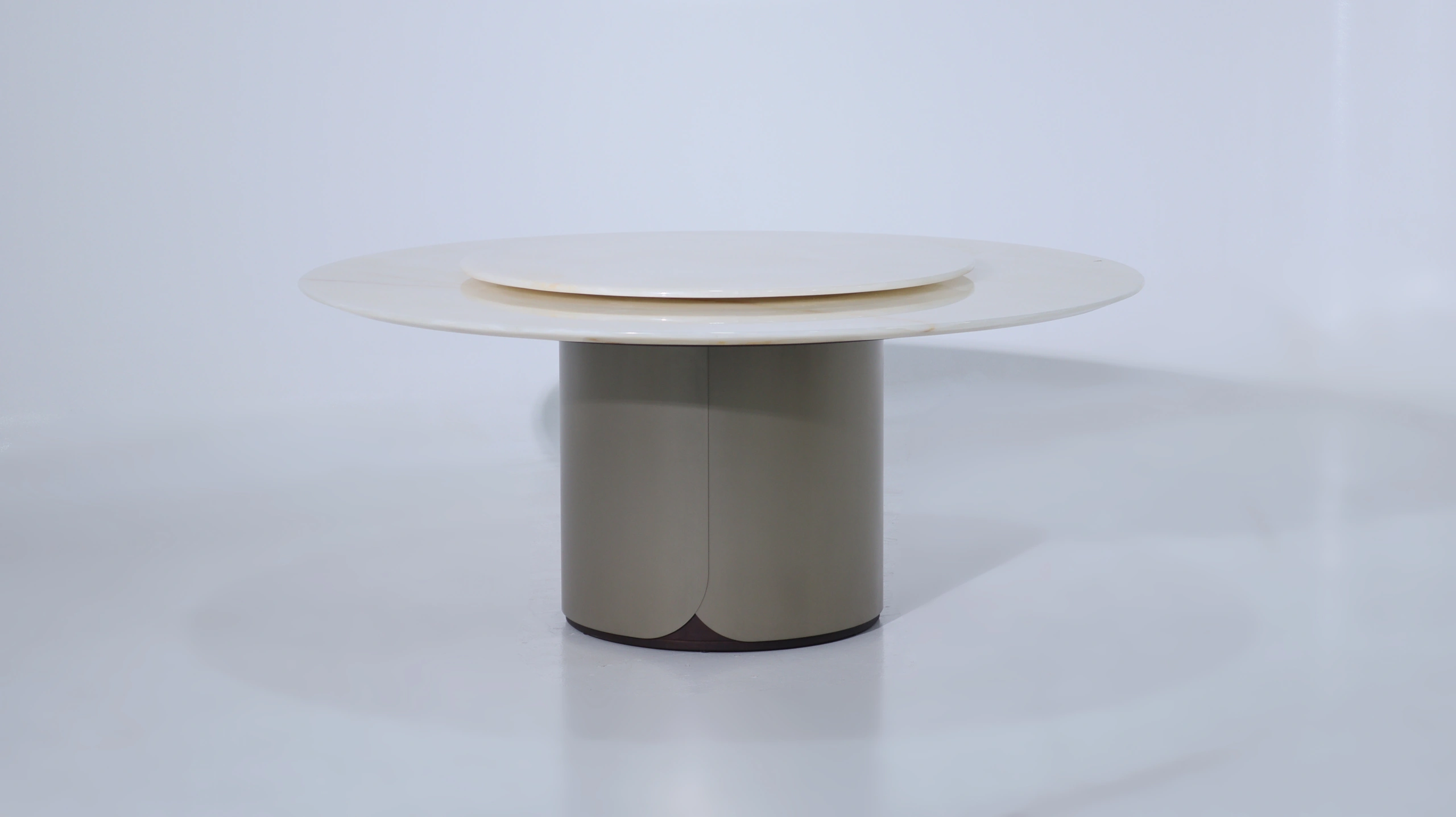 CUSTOMIZED DINING TABLE
