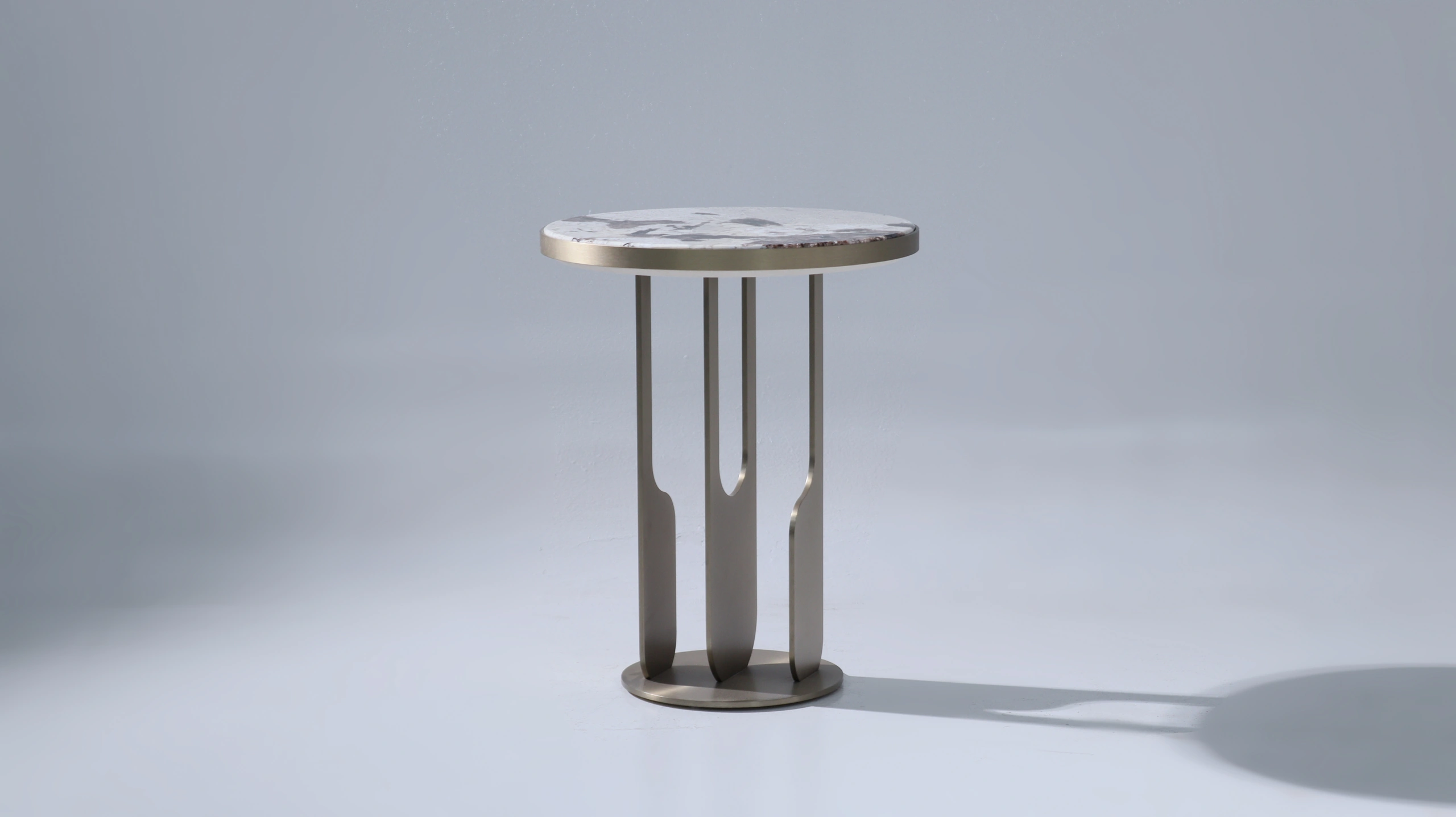 CUSTOMIZED SIDE TABLE