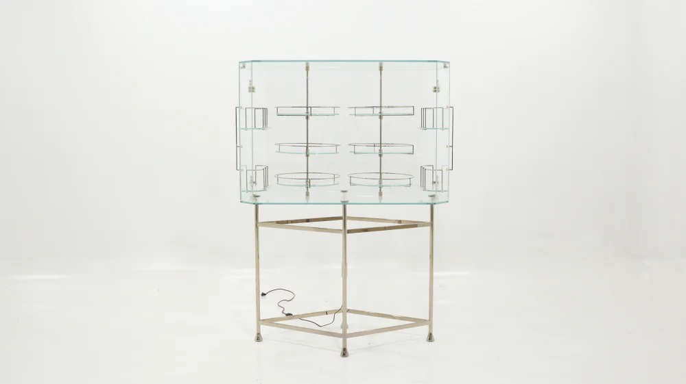 Float Cabinet – Amy Living