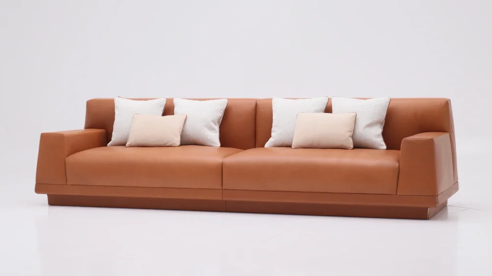 Four Season Sofa – Amy Living