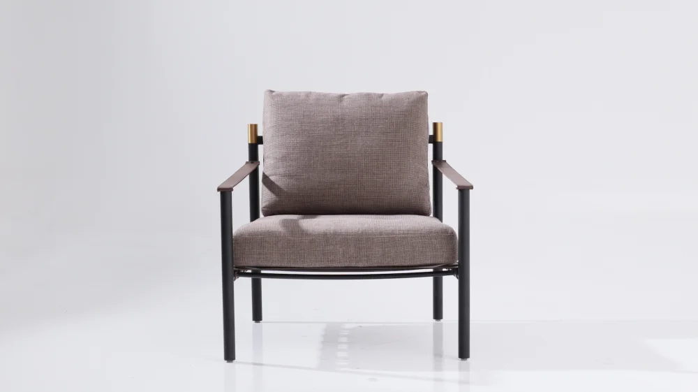 Iko Armchair – Amy Living