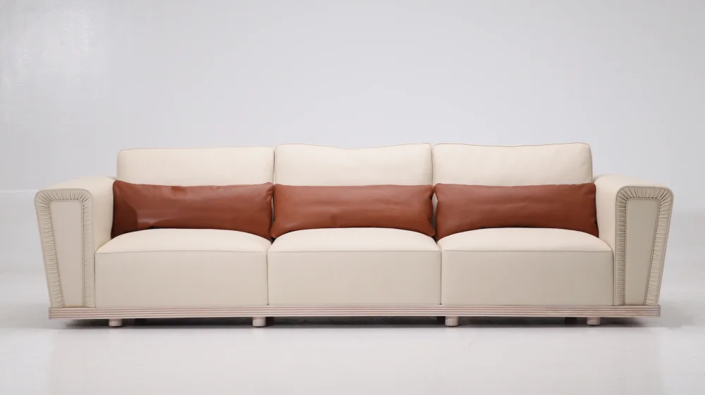 Royal Sofa – Amy Living