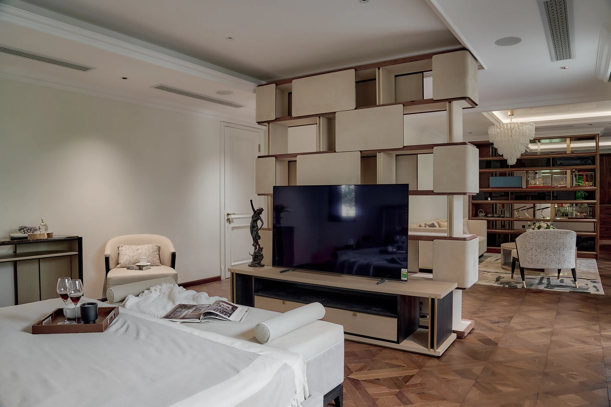Villa 18 PVT