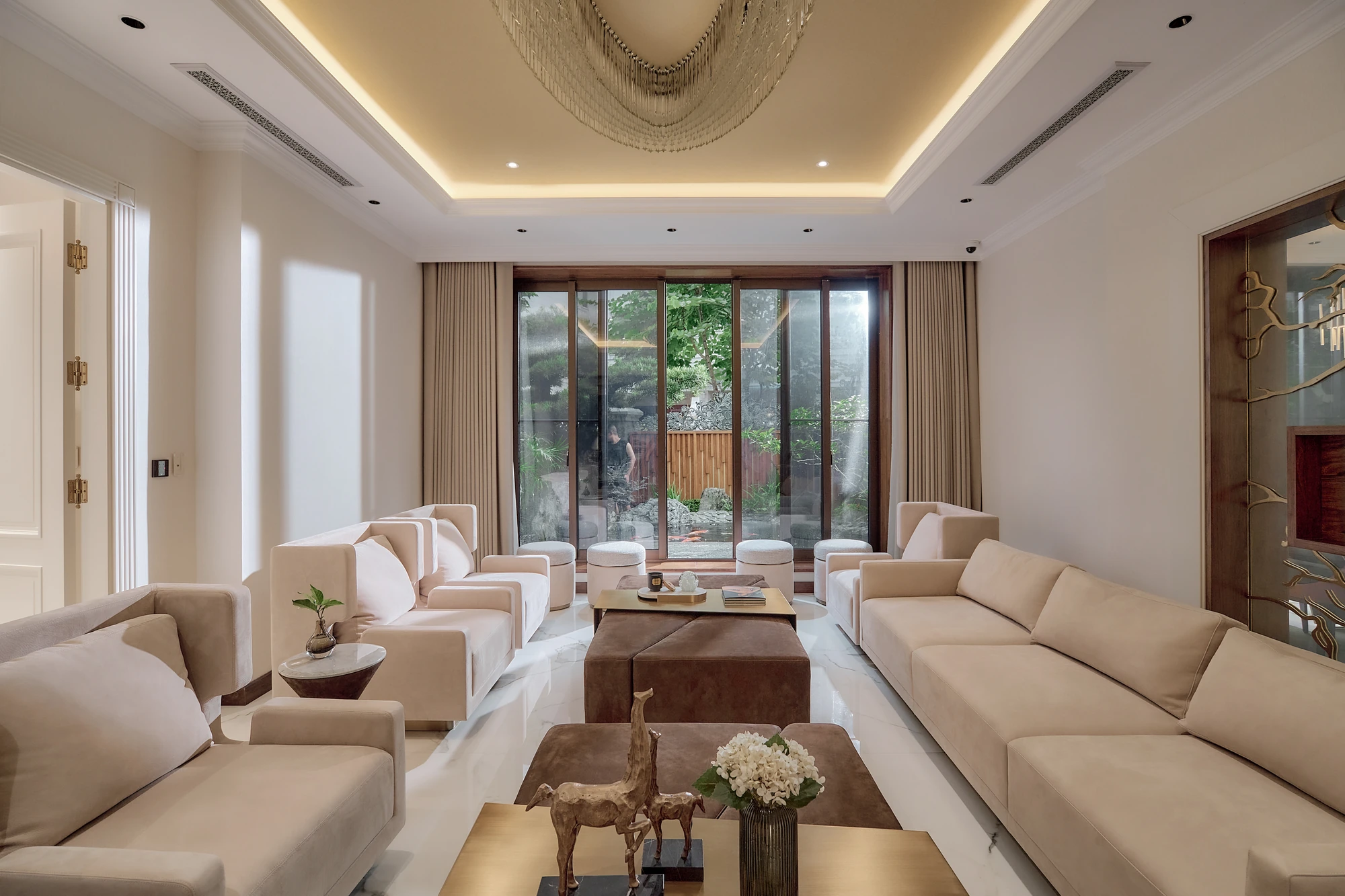 Villa 18 PVT