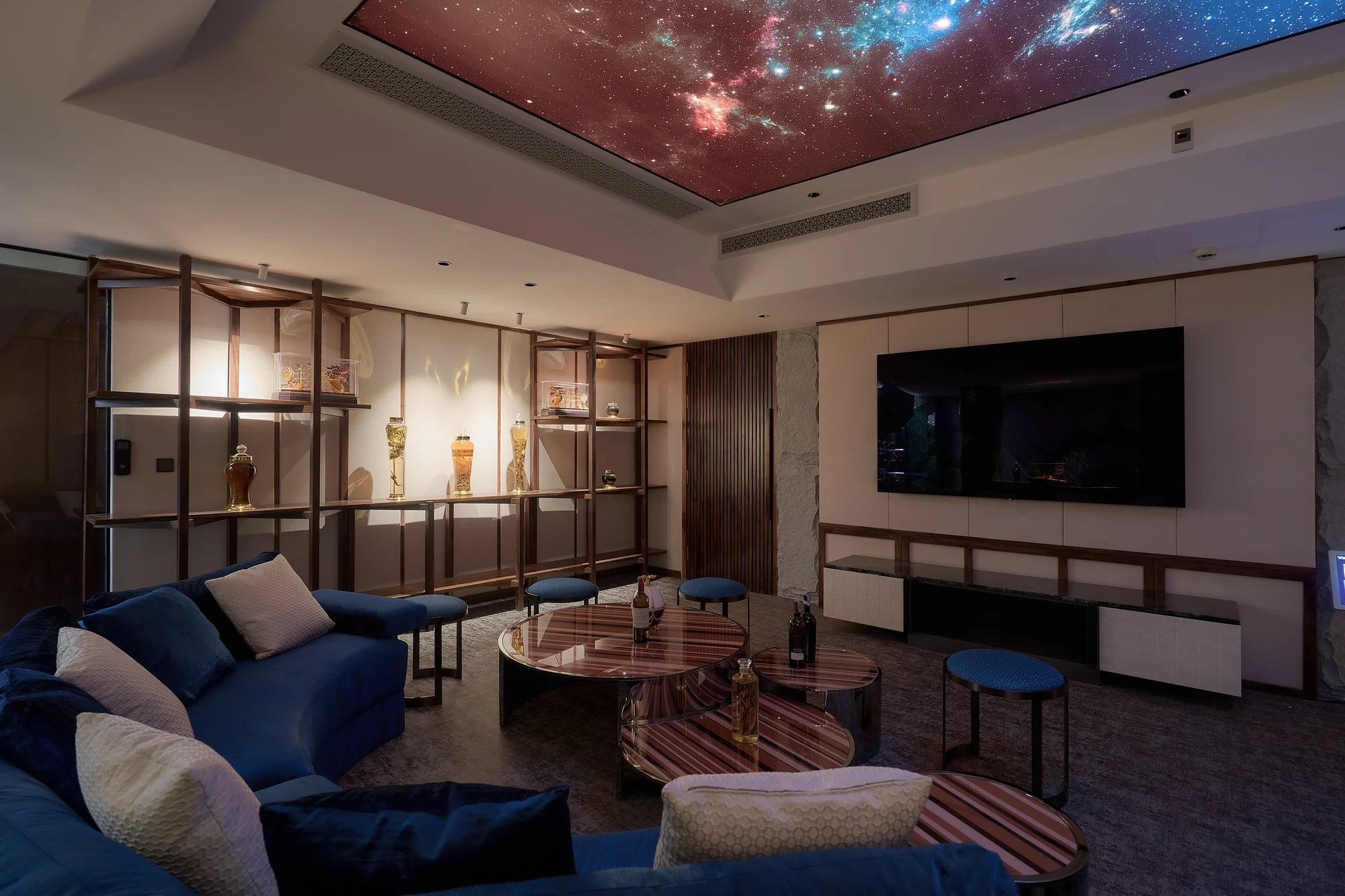Villa 18 PVT