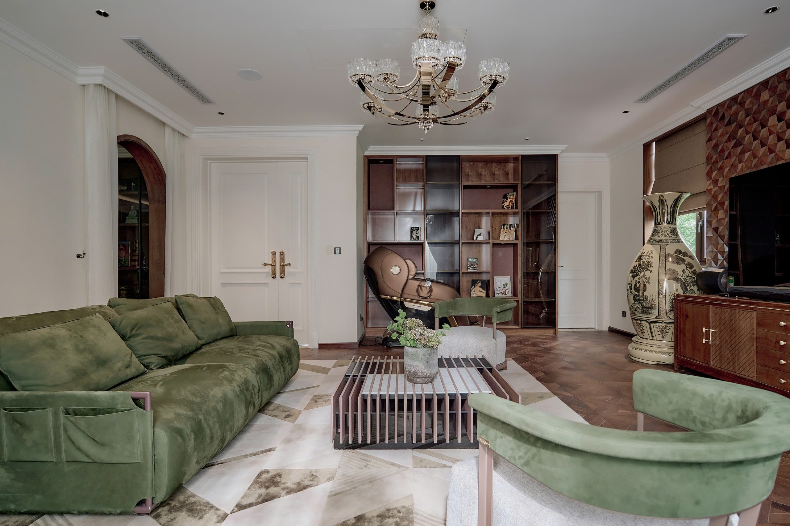 Villa 18 PVT