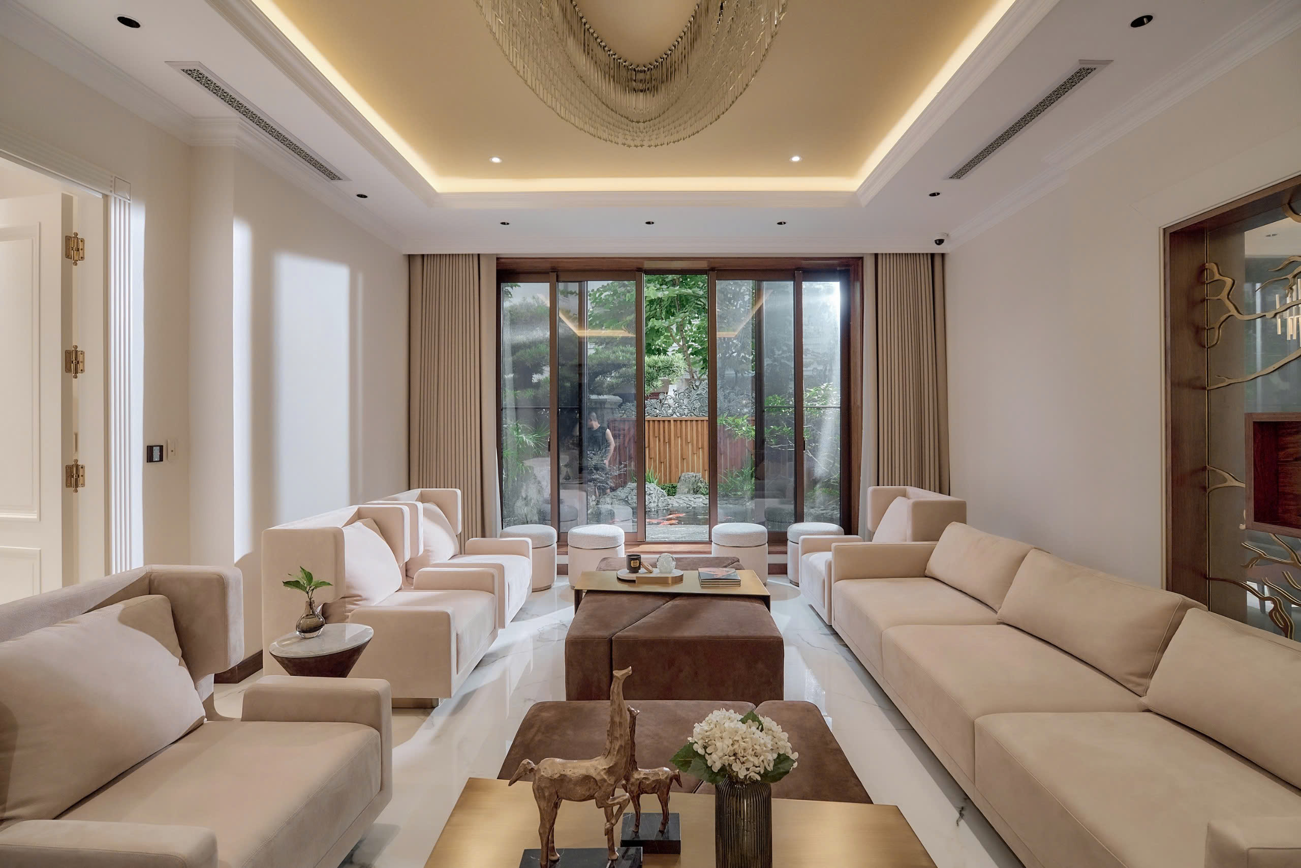 Villa 18 PVT